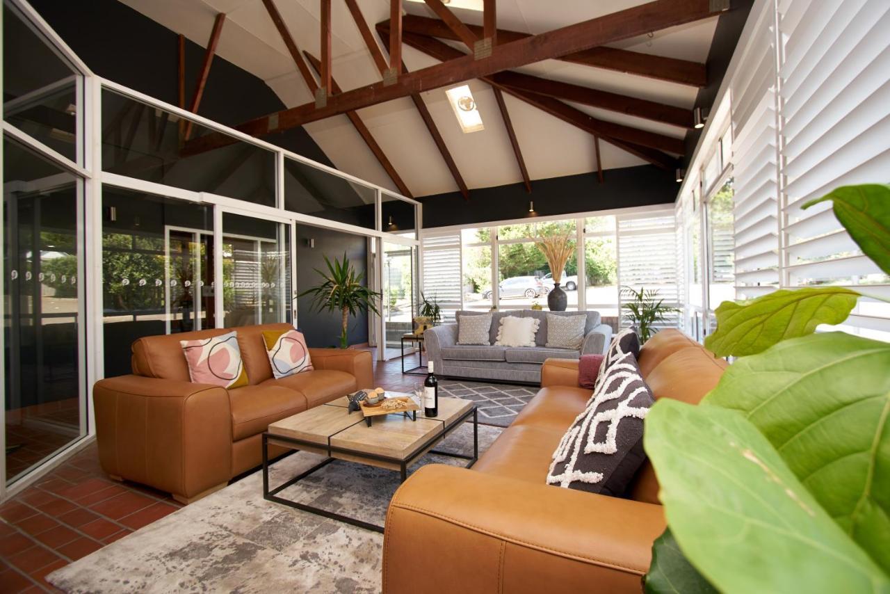 Country Comfort Armidale Exterior photo