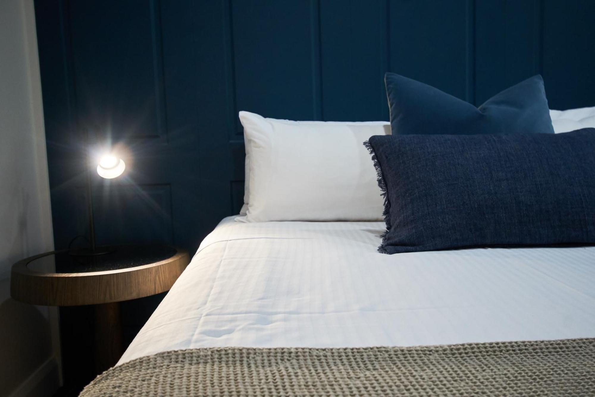 Country Comfort Armidale Room photo